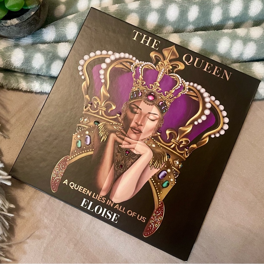 Eloise The Queen Eyeshadow Palette - Purple and Gold